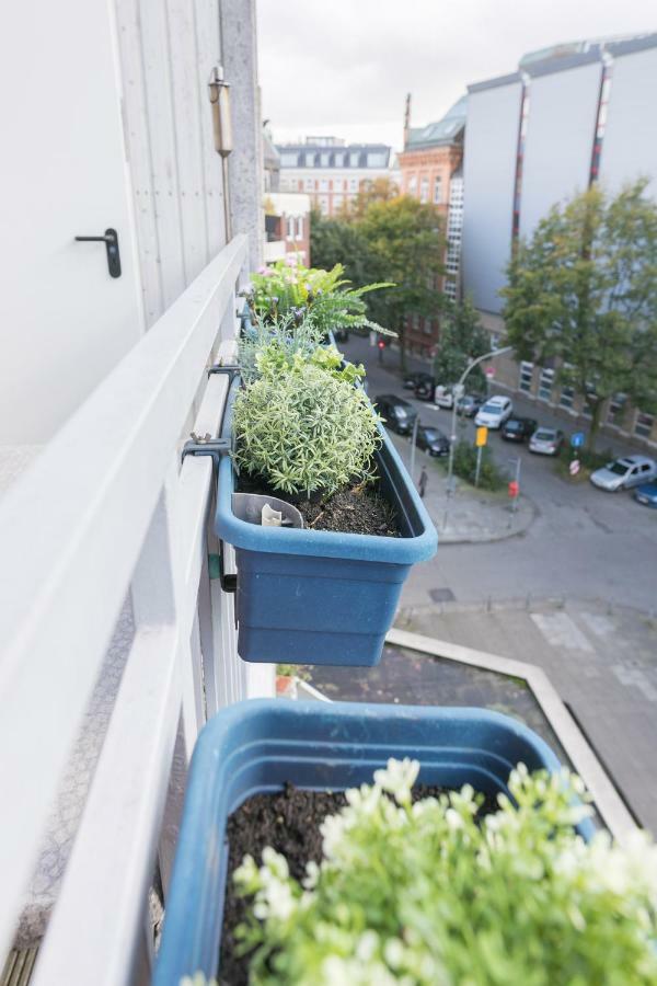 Burhan Hamburg-Harburg Exteriör bild